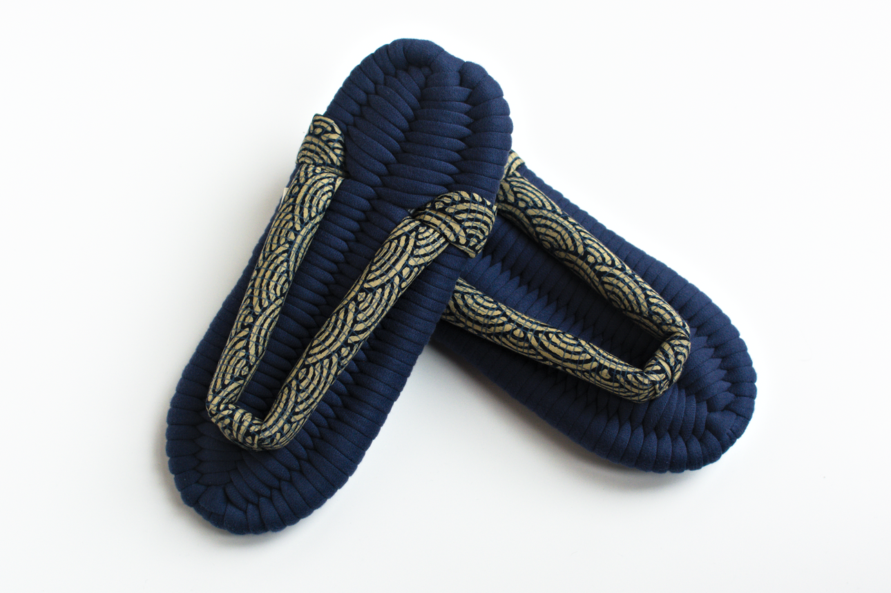 Handmade Nuno Zori Slippers, Blue Wave Pattern