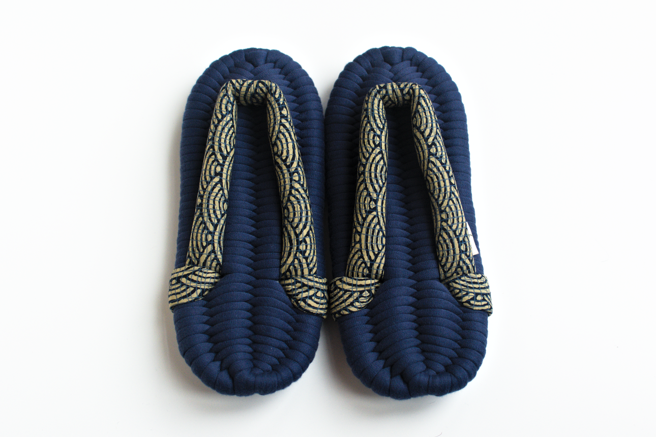 Handmade Nuno Zori Slippers, Blue Wave Pattern,Front