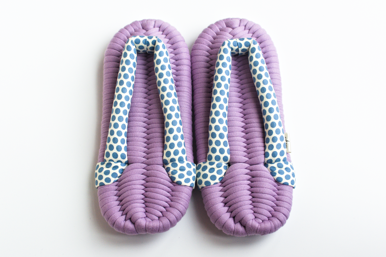 Handmade Nuno Zori Slippers, Purple dots, Front